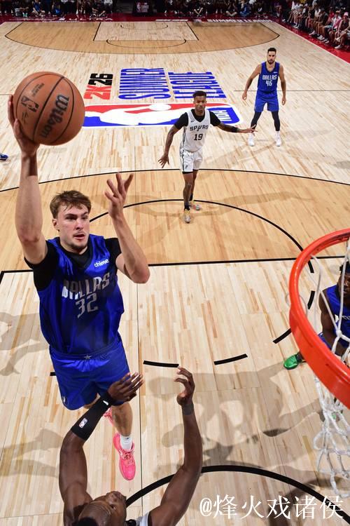 生涯之夜!弗拉格罚球命中砍下40分,生涯首次单场砍下40+ 生涯之夜!弗拉格罚球命中砍下40分,生涯首次单场砍下40+